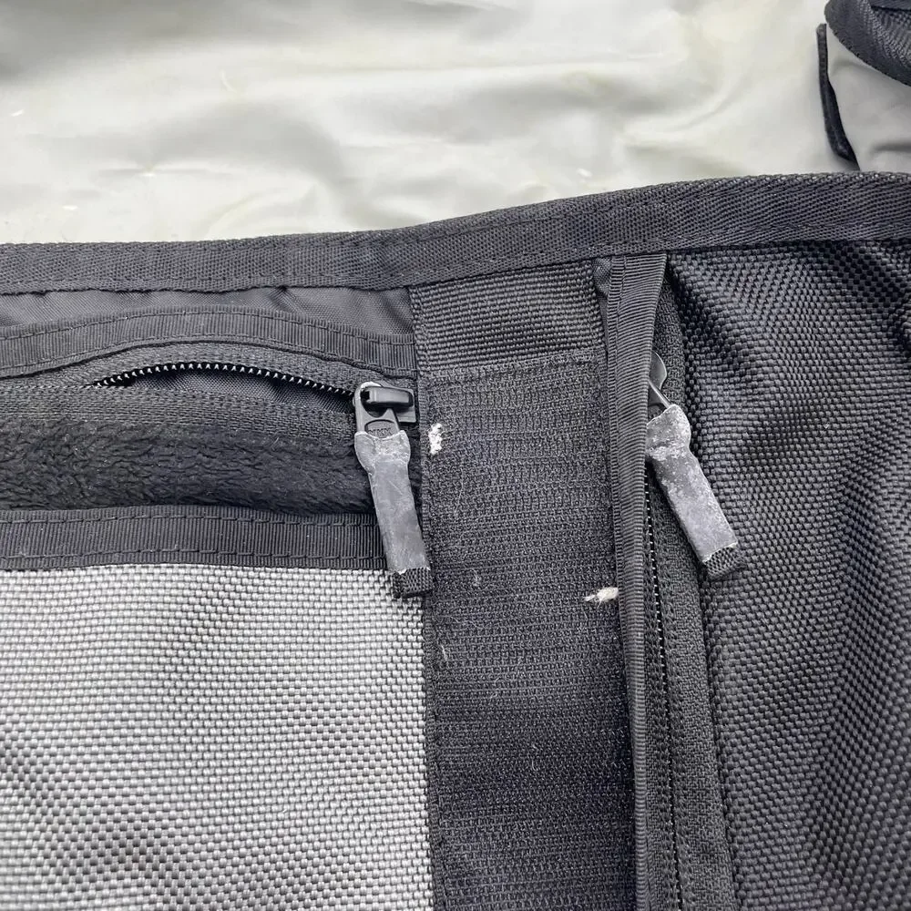 Timbuk2 Messenger Bag Black Laptop Travel Commuter Shoulder Crossbody Bag